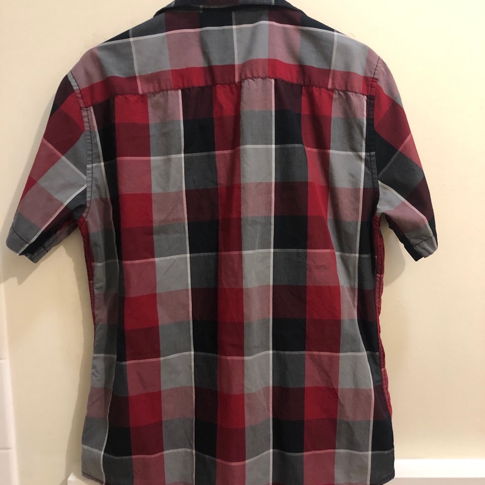 Tony Hawk Men’s Plaid Button Up
